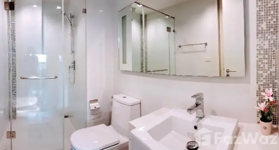 For rent 1 bed condo in Sathon, Bangkok