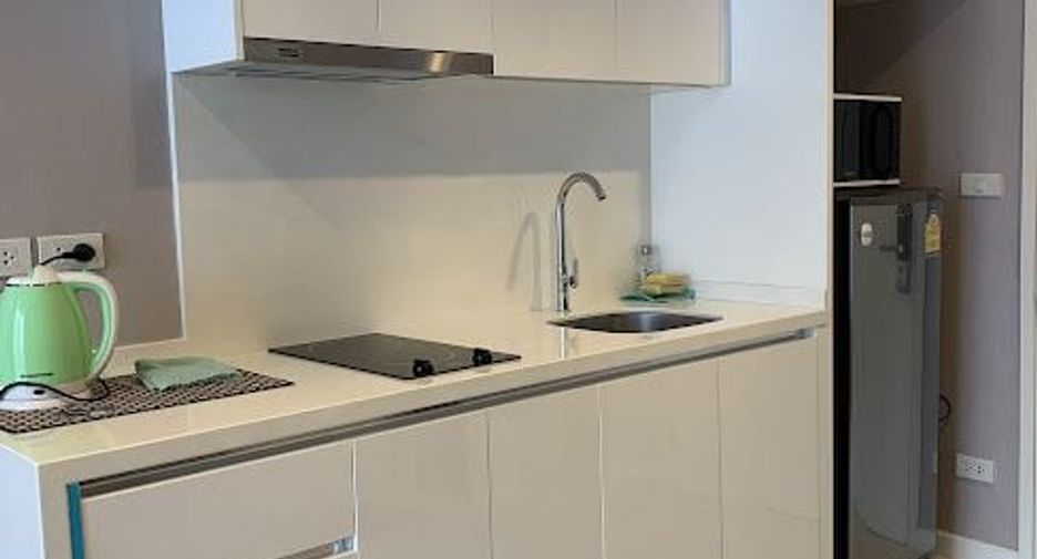 For rent 1 bed condo in Sathon, Bangkok