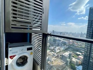 For rent 1 bed condo in Huai Khwang, Bangkok