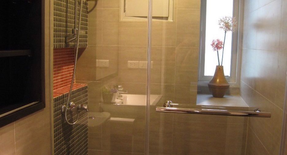 For rent そして for sale 2 Beds condo in Khlong Toei, Bangkok