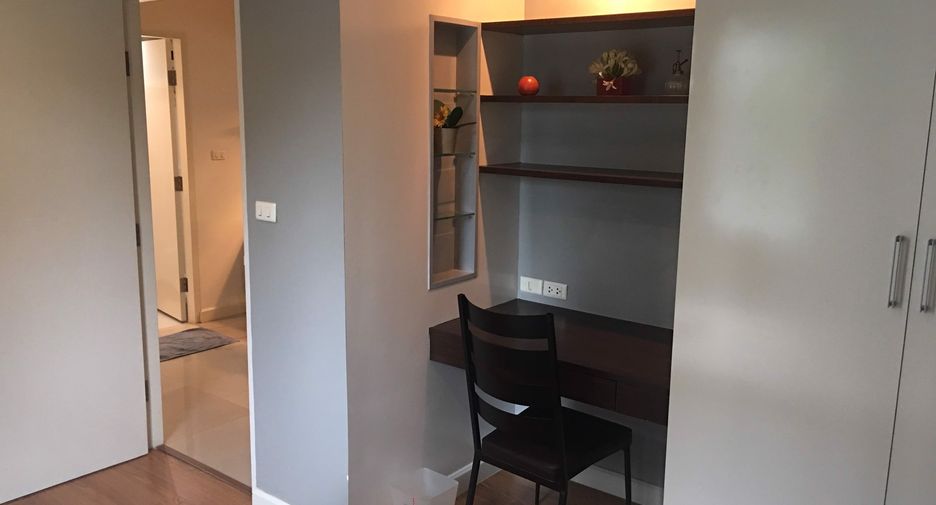 For rent そして for sale 2 Beds condo in Khlong Toei, Bangkok
