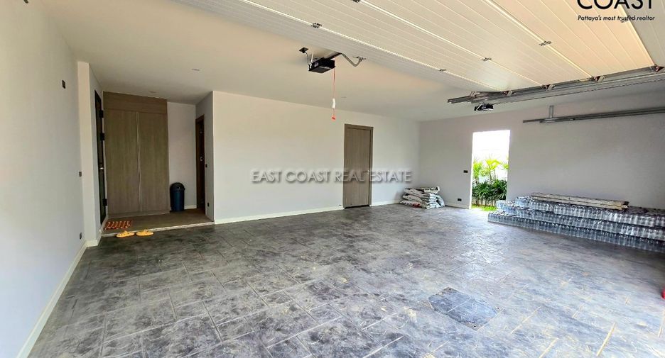 For sale 5 bedrooms house in Bang Lamung, Chonburi