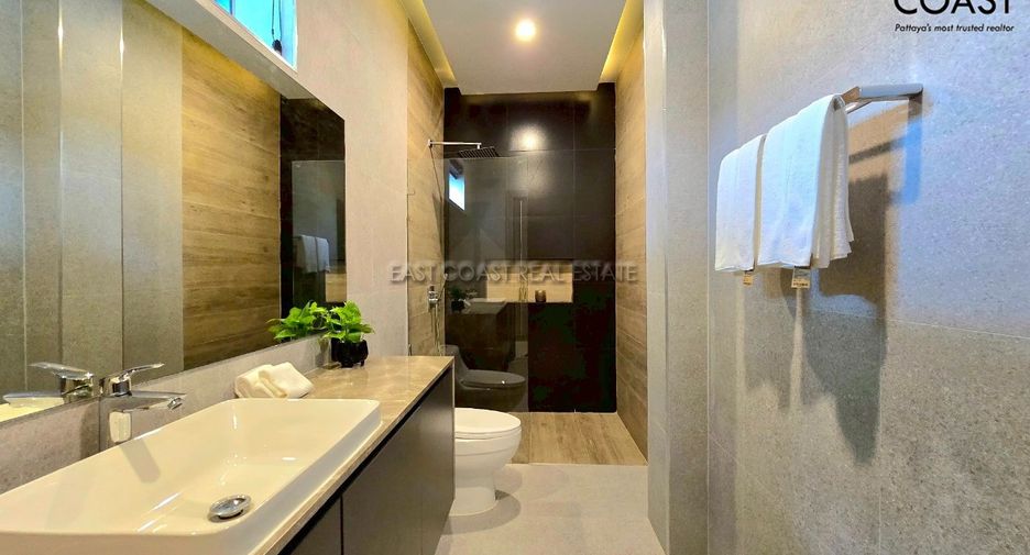 For sale 5 bedrooms house in Bang Lamung, Chonburi