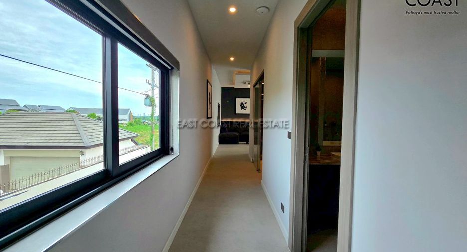 For sale 5 bedrooms house in Bang Lamung, Chonburi