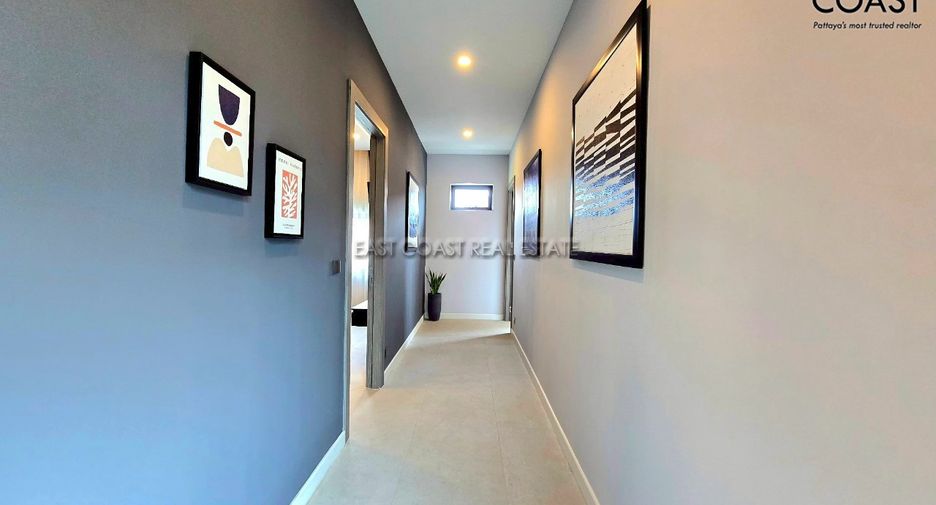 For sale 5 bedrooms house in Bang Lamung, Chonburi