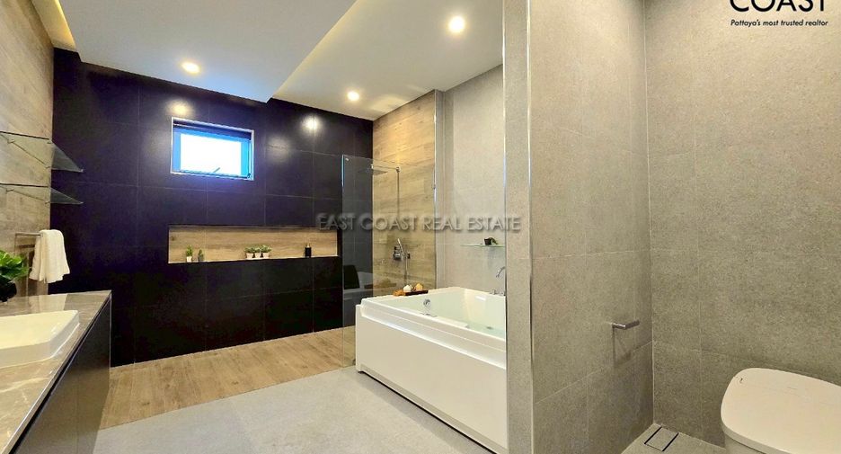 For sale 5 bedrooms house in Bang Lamung, Chonburi