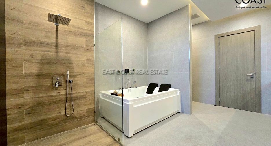 For sale 5 bedrooms house in Bang Lamung, Chonburi