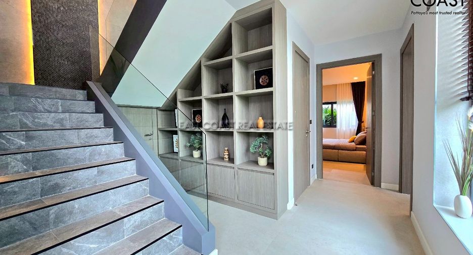 For sale 5 bedrooms house in Bang Lamung, Chonburi
