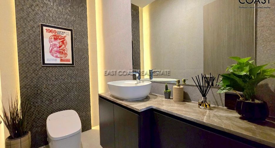 For sale 5 bedrooms house in Bang Lamung, Chonburi