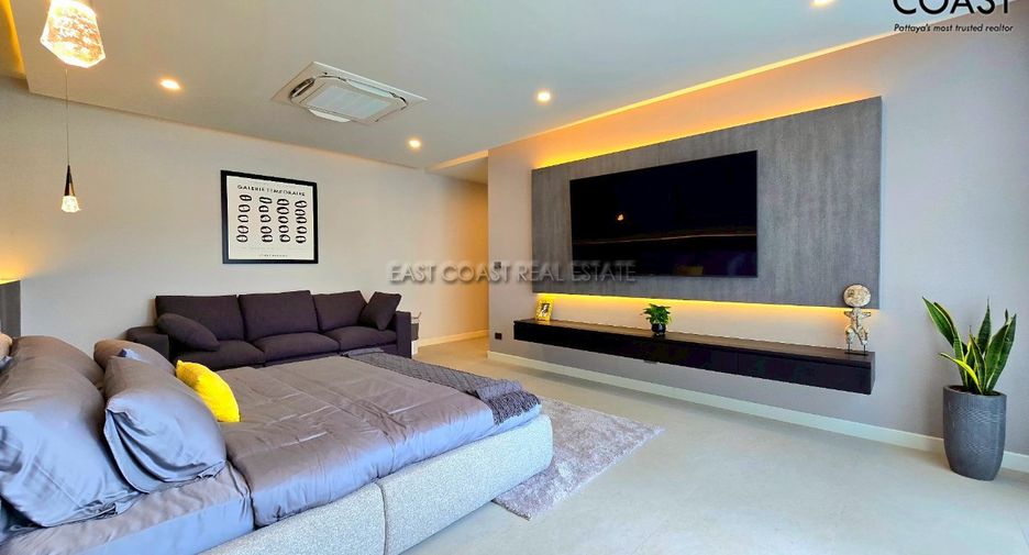 For sale 5 bedrooms house in Bang Lamung, Chonburi