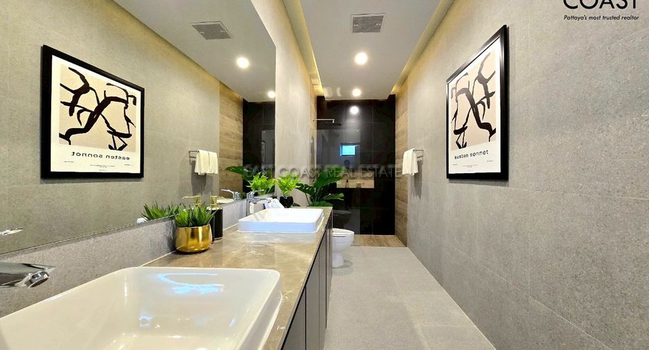 For sale 5 bedrooms house in Bang Lamung, Chonburi