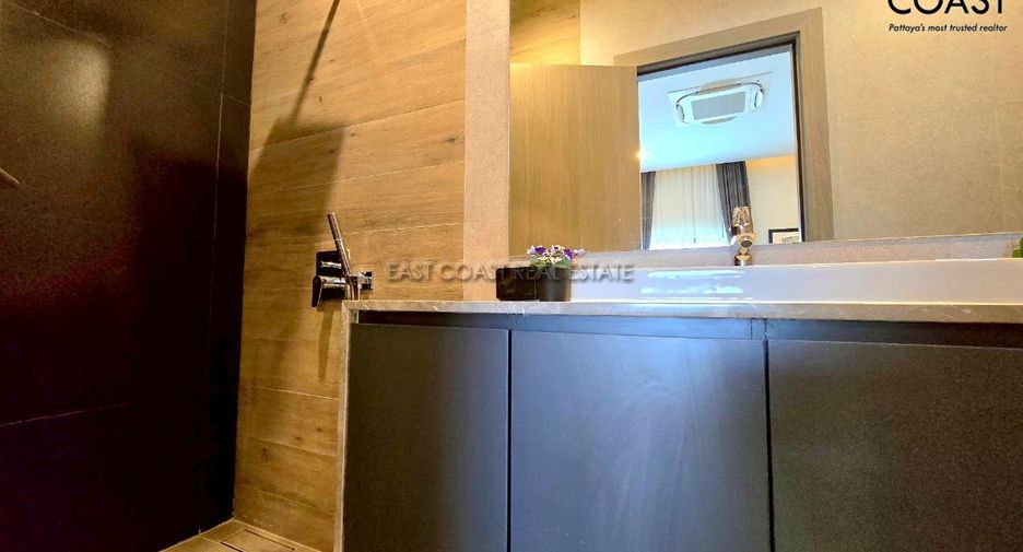 For sale 5 bedrooms house in Bang Lamung, Chonburi