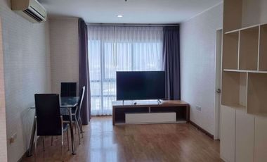 For sale 2 bed condo in Phaya Thai, Bangkok