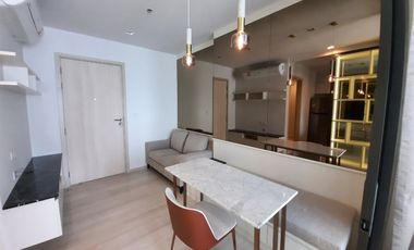 For rent 1 bed condo in Pathum Wan, Bangkok