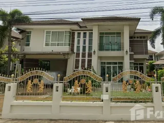 For sale 4 bed house in Mueang Nakhon Ratchasima, Nakhon Ratchasima
