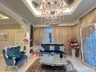 For sale 4 bed house in Mueang Nakhon Ratchasima, Nakhon Ratchasima
