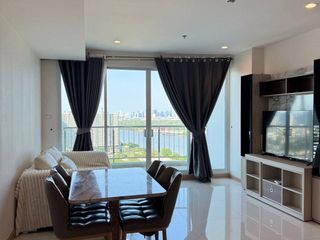 For rent そして for sale 2 Beds condo in Yan Nawa, Bangkok