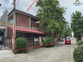 For sale 3 bed townhouse in Mueang Chachoengsao, Chachoengsao