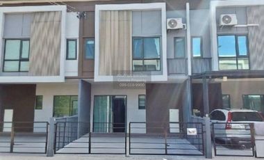For sale 3 bedrooms townhouse in Bang Kruai, Nonthaburi