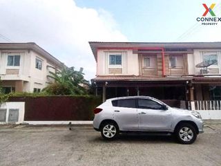 For sale 4 bed townhouse in Mueang Samut Sakhon, Samut Sakhon