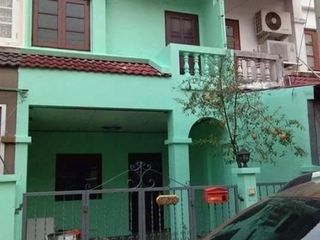 For sale 3 bed townhouse in Mueang Nonthaburi, Nonthaburi