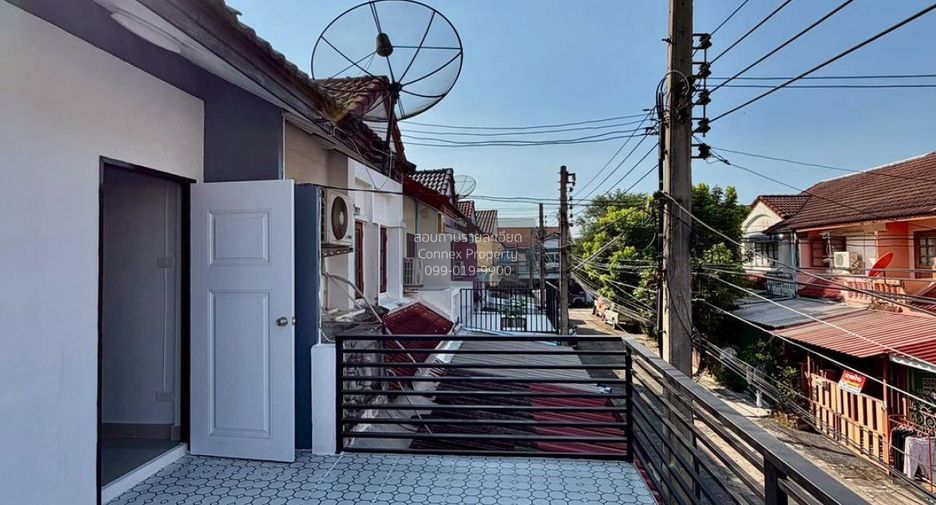For sale 3 bedrooms townhouse in Mueang Nonthaburi, Nonthaburi