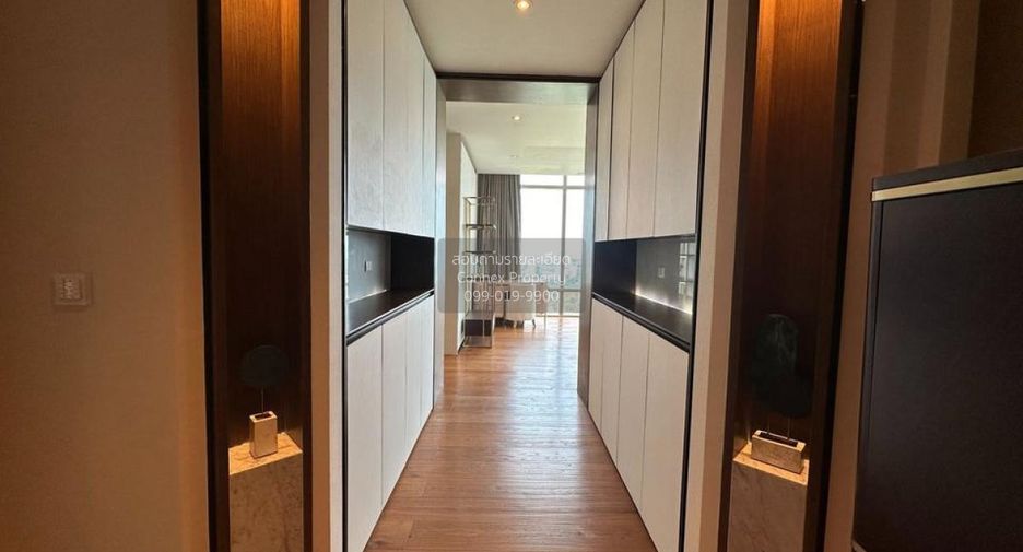 Condo en venta de 3 habitaciones en Pathum Wan, Bangkok