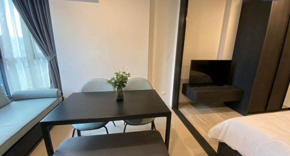 For rent 1 bed condo in Huai Khwang, Bangkok