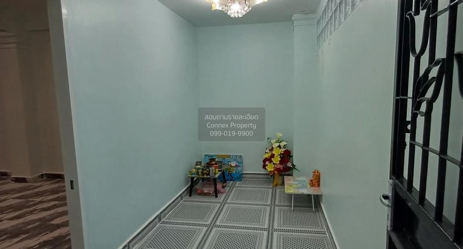 Casa en alquiler de 6 habitaciones en Bang Na, Bangkok