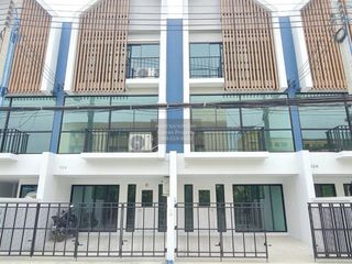 For rent 3 bedrooms townhouse in Mueang Samut Prakan, Samut Prakan