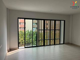 For rent 3 bed condo in Mueang Samut Prakan, Samut Prakan