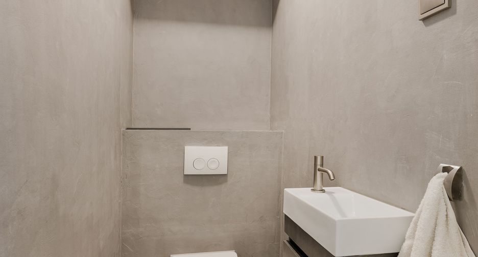 For rent 3 Beds apartment in Khlong Toei, Bangkok
