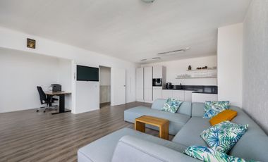 For rent 3 Beds apartment in Khlong Toei, Bangkok