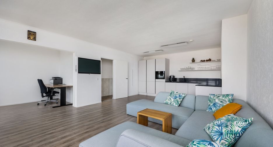For rent 3 Beds apartment in Khlong Toei, Bangkok