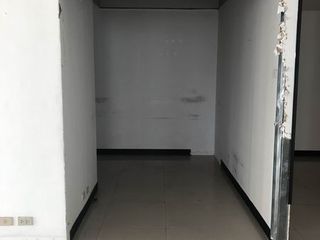 For rent 1 Beds office in Khlong Toei, Bangkok