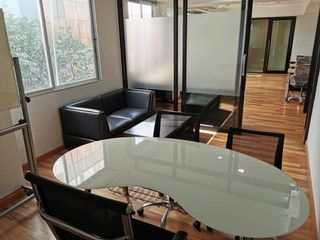For rent 1 bed office in Khlong Toei, Bangkok