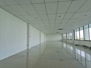 For rent 1 bed office in Khlong Toei, Bangkok