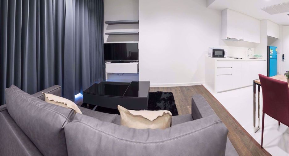 For rent 1 bed condo in Sathon, Bangkok
