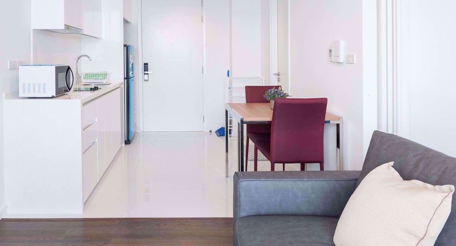 For rent 1 bed condo in Sathon, Bangkok