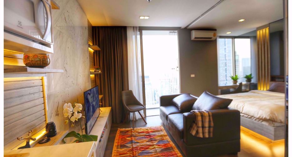 For rent 1 bed condo in Sathon, Bangkok