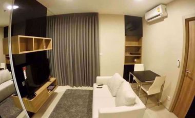 For rent and for sale 1 bed condo in Huai Khwang, Bangkok