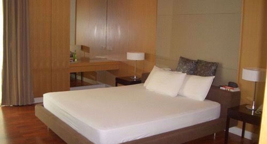 For rent 2 Beds condo in Khlong Toei, Bangkok