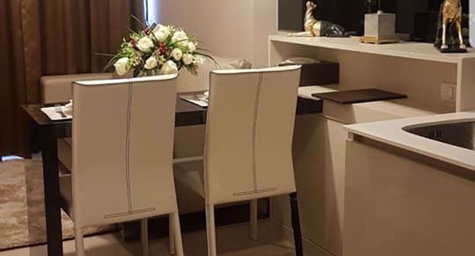 For rent 1 bed condo in Watthana, Bangkok