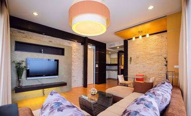 For rent 2 bed condo in Huai Khwang, Bangkok