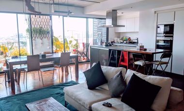 For sale 2 bed condo in Watthana, Bangkok