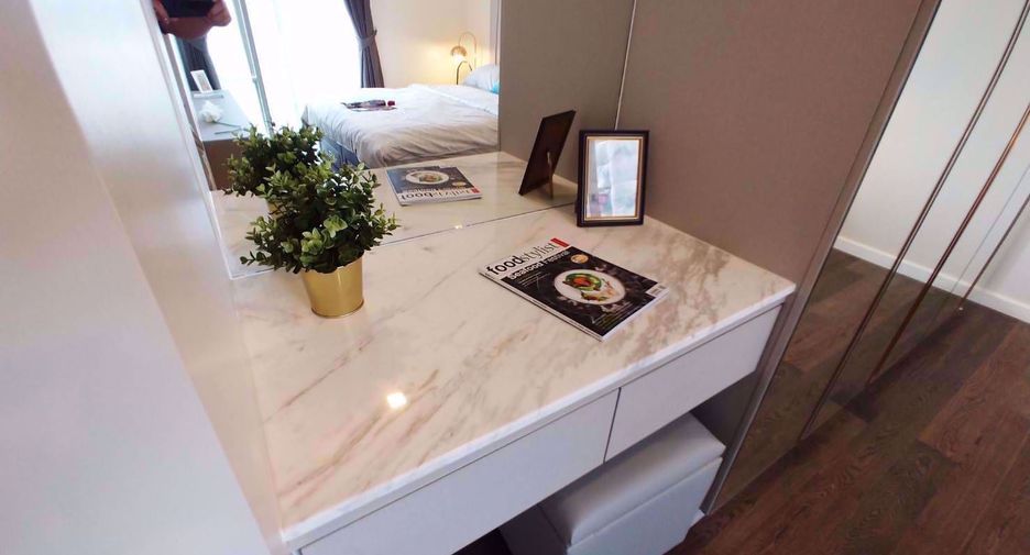 For rent 2 bed condo in Sathon, Bangkok