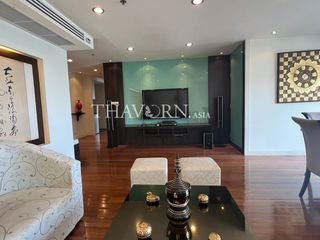 For sale 2 bed condo in Watthana, Bangkok