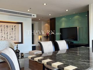 For sale 2 bed condo in Watthana, Bangkok