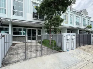For rent 2 Beds townhouse in Prawet, Bangkok