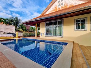 For rent 4 bed house in Bang Lamung, Chonburi